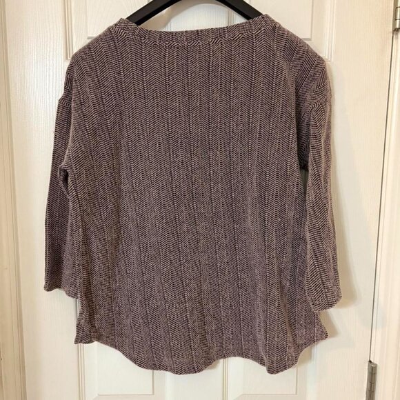 Liz Claiborne Brown Knitted Shirt with Pink Buttons. Size L. - Picture 3 of 3